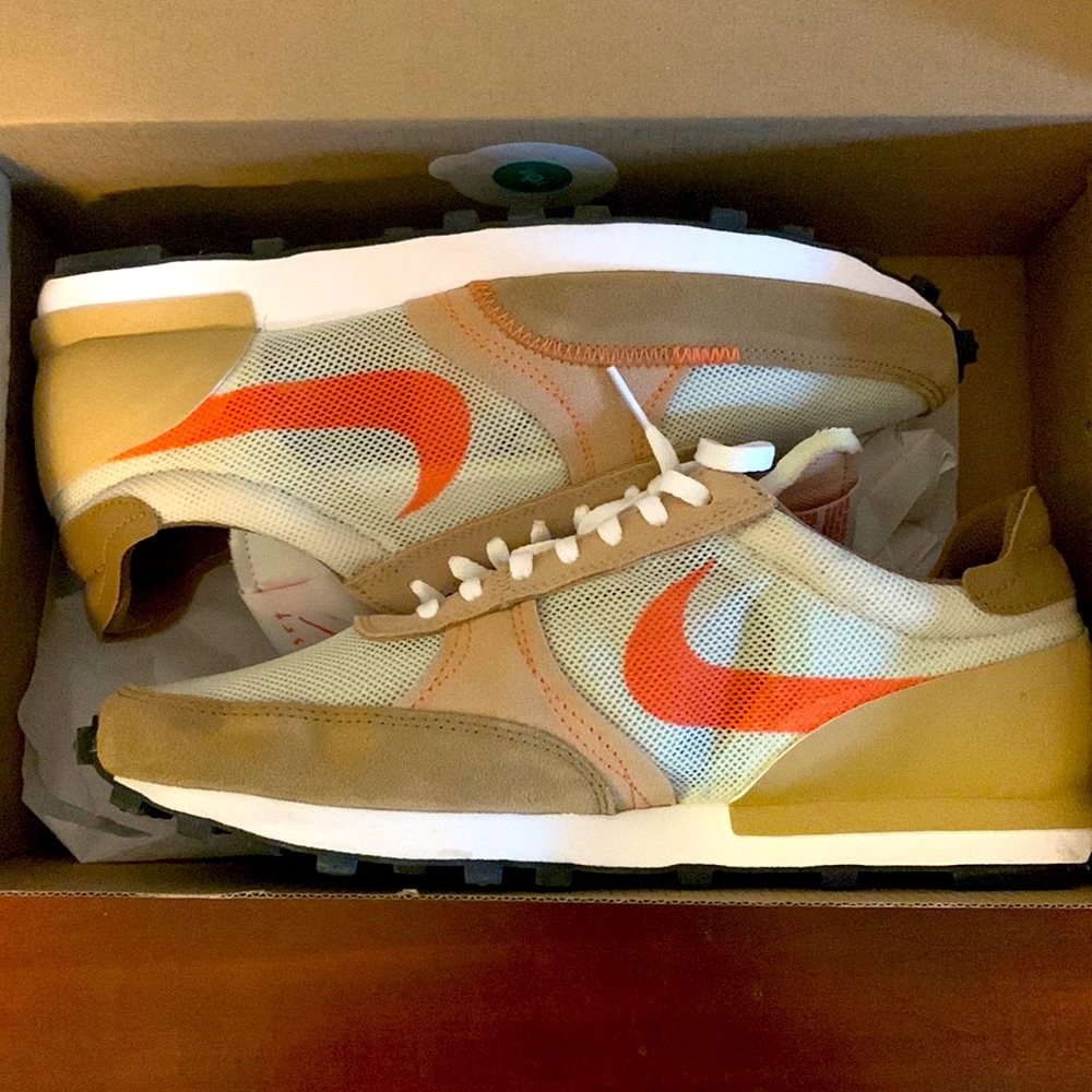 Nike debreak sneakers worn once